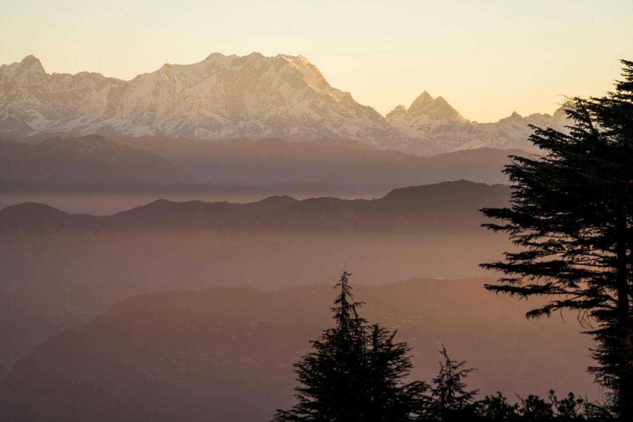 ホテルKeekoo Kanatal, Wealthinwhite エクステリア 写真